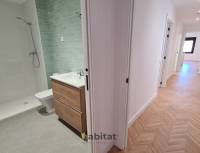 Piso de nueva construcción en Av. Maria Cristina con 3 habitaciones
