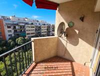 Piso de 4 habitaciones en Rambla Nova con parking