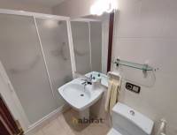 Piso de 3 habitaciones en Av. Marquès de Montoliu con parking